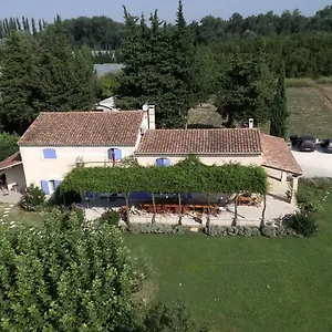 Mas Clement - Et Table D'hôtes Couette-café LʼIsle-sur-la-Sorgue